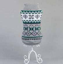 Load image into Gallery viewer, Petalk Snowflower Cat Sweater Knitwear Pet Jumper Coat Dogs Cat Christmas  Dog Clothes for Small Pet XS S M L XL XXL
