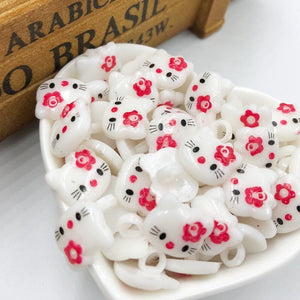 100Pcs Wholesale Red HelloKitty Plastic Buttons Children's Clothing Accessories PT187